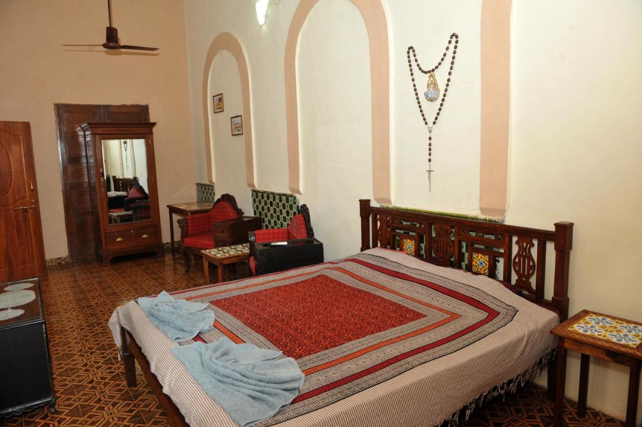Vivenda Rebelo Hotel Panaji Ngoại thất bức ảnh