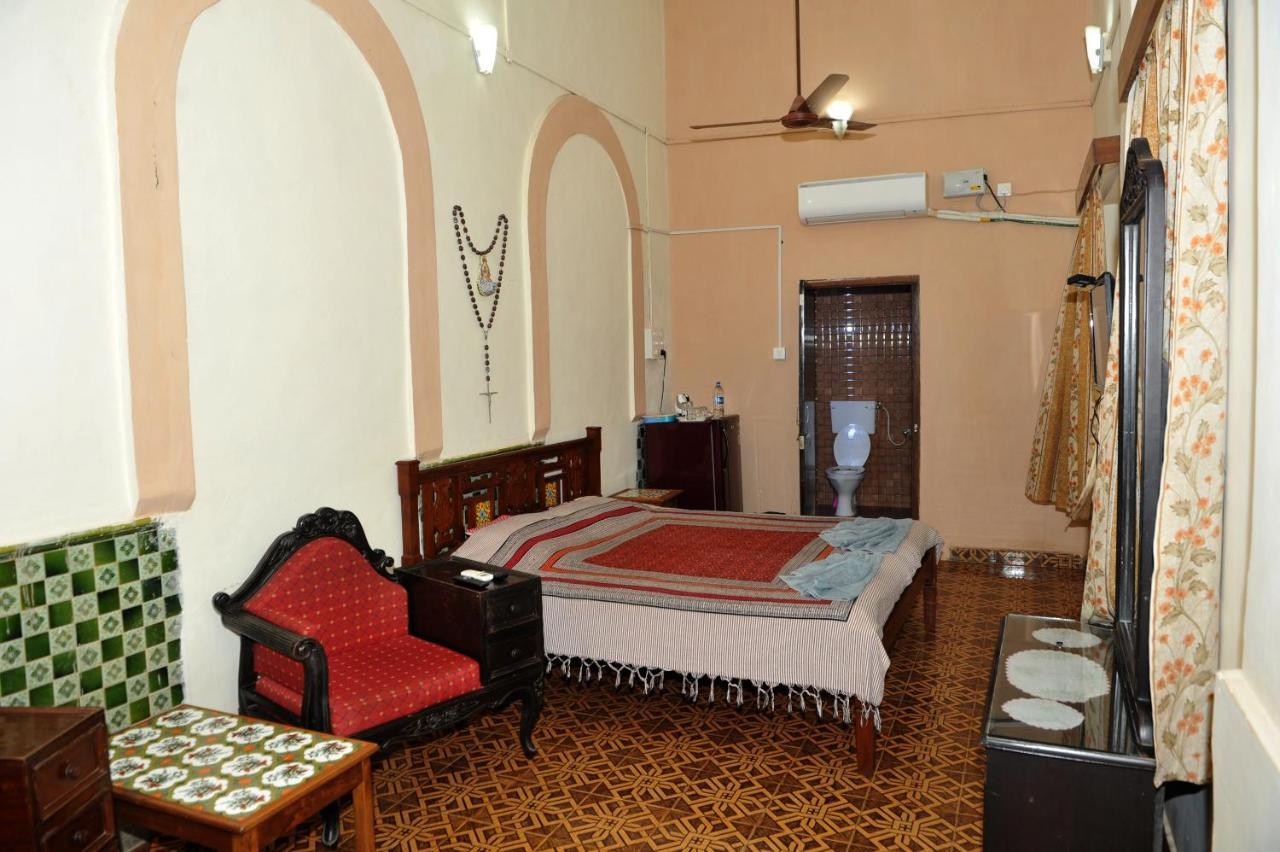 Vivenda Rebelo Hotel Panaji Ngoại thất bức ảnh